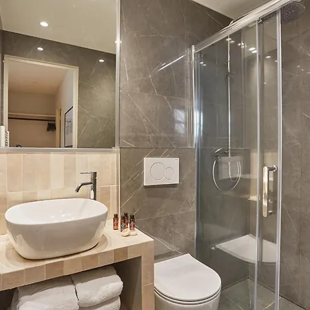 Center Of By Prestige Paris